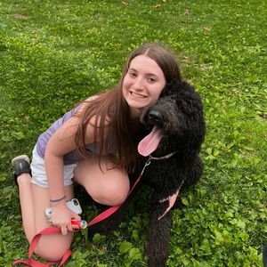 Meet your Posher, Eva